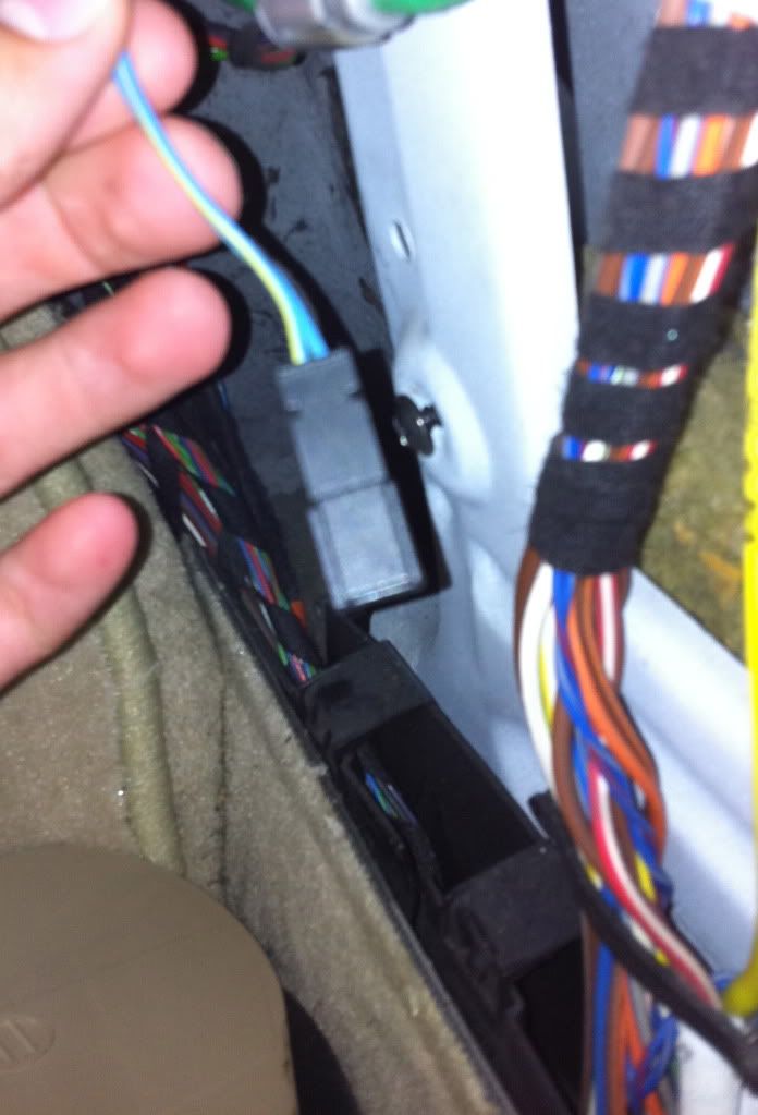 Where to get a speaker wiring harness? - Mercedes-Benz Forum