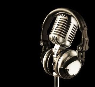 microphone Pictures, Images and Photos