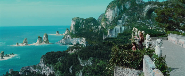 Image of very young Diana & Hippolyta looking out over the seas of Themyscira