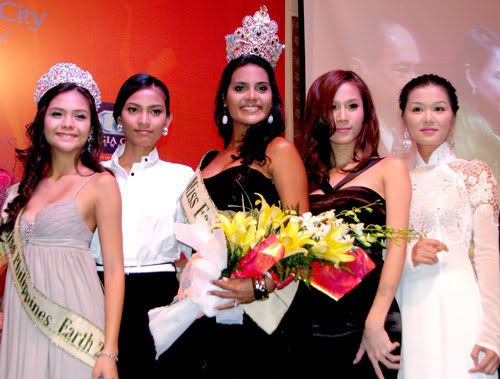 miss earth 2010 press conference vietnam