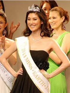 miss earth japan 2011 winner tomoko maeda