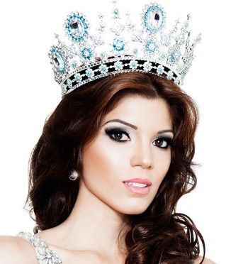 Miss Supranational 2013 Panama Yinnela Yero
