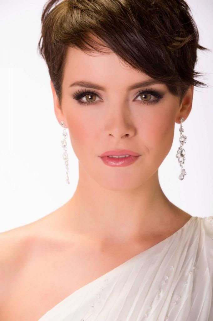 Miss Universe 2013 Headshot Czech Republic Gabriela Kratochvilova