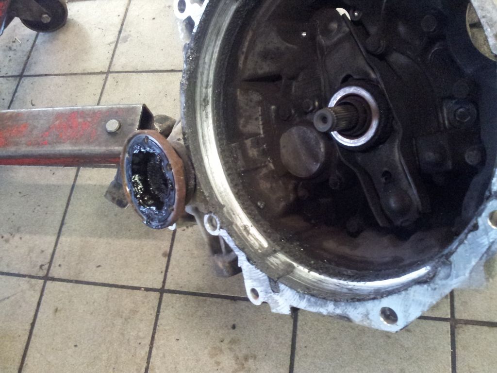 another dual mass flywheel fail!!! damage PICS Volkswagen Mark IV Forum