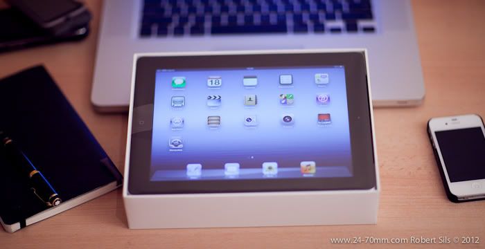 Включаем iPad - Купить новый iPad в Риге / Pirkt jauno iPad Rigā / Robert Sils
