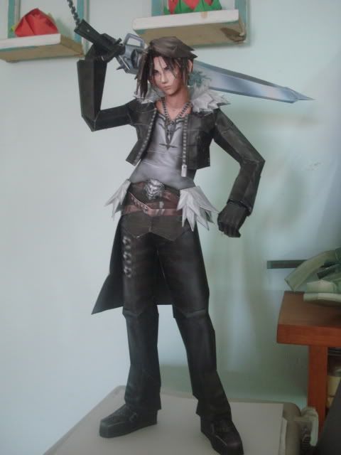 Squall Papercraft