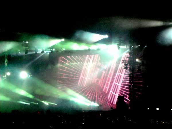 Sharliza watching Chemical Brothers in action