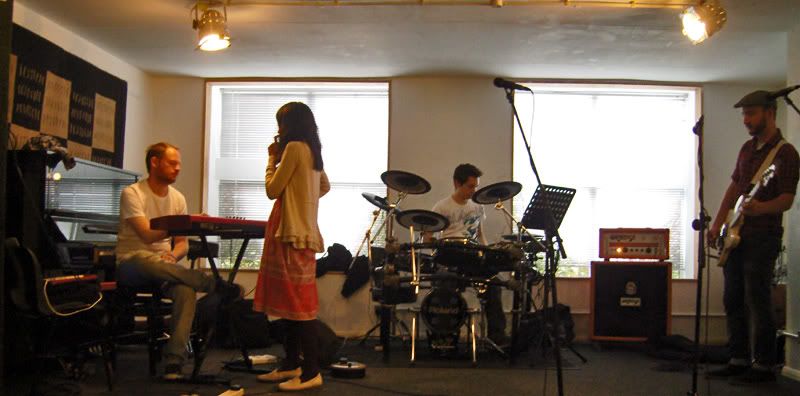Sharliza Jelita band rehearsing at The Premises