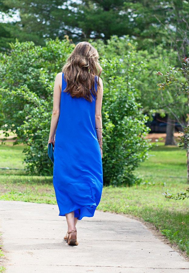 laura wears j.crew silk crepe maxidress ankle flow-y