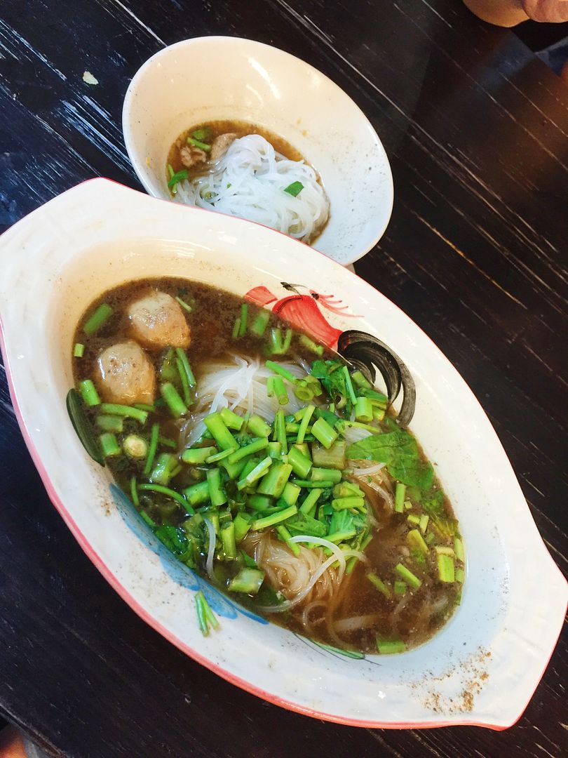 photo IMG_0039_zpslkneobyo.jpg