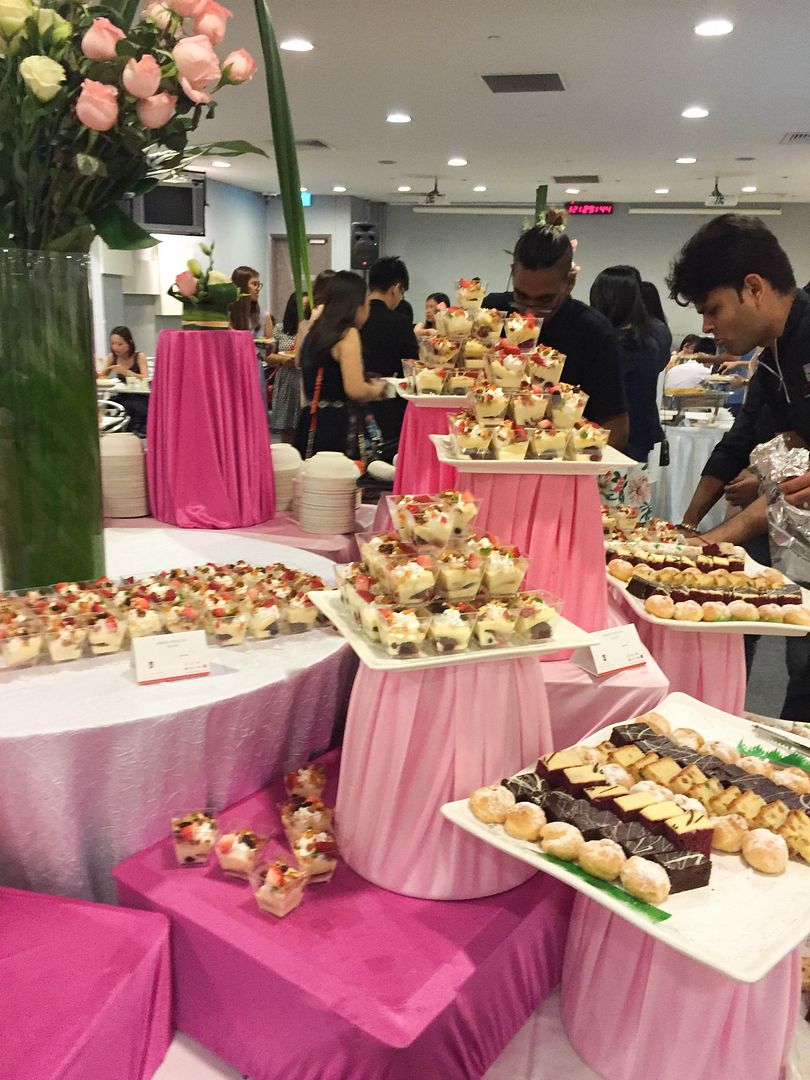  photo oinky wed 5-2_zpsonwybzcp.jpg