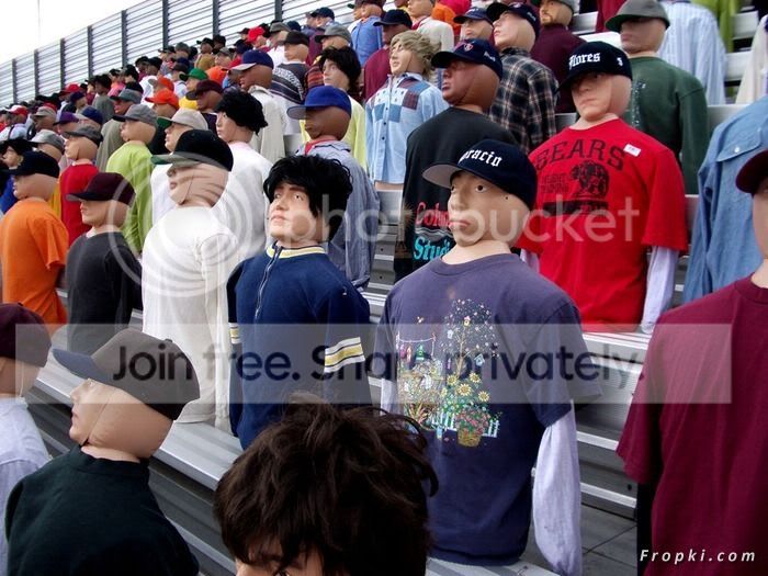 fake_crowd-3.jpg